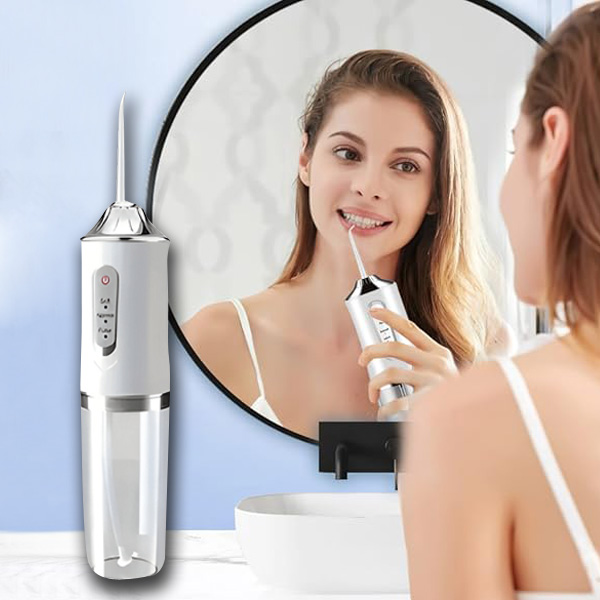 Bezprzewodowy irygator do zębów - 4 końcówki, ładowanie USB | TOOTHCLEANSO